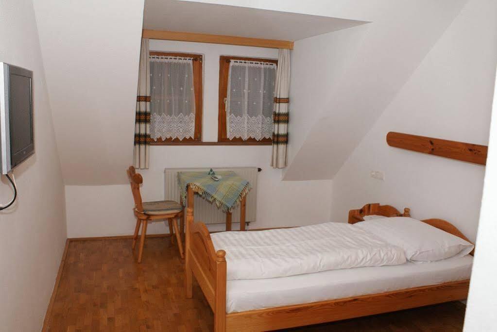 Zoechbauer Gaestehaus - Hotel Garni Kapelln Exterior foto